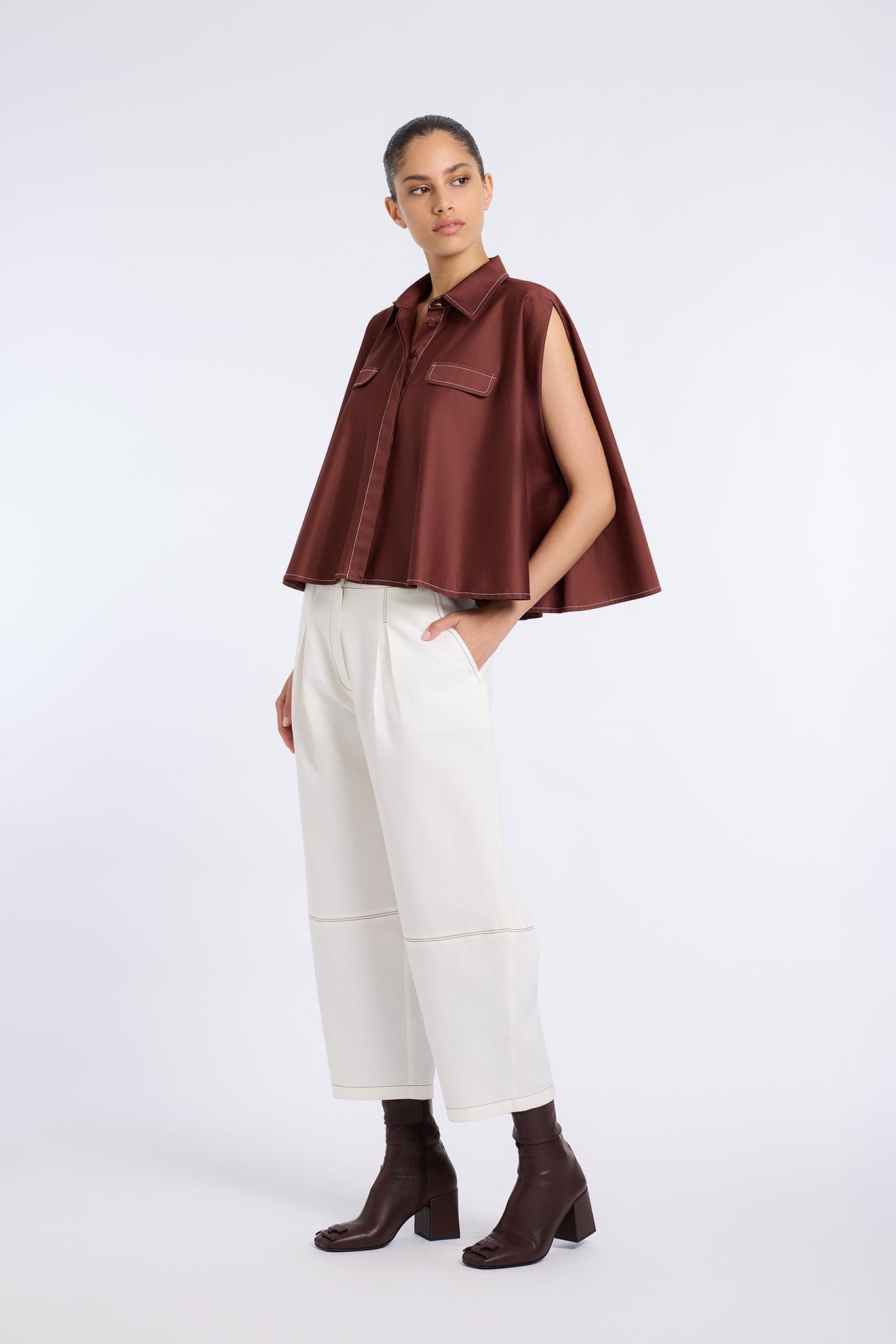 WHITE DENIM CONIC PANTS