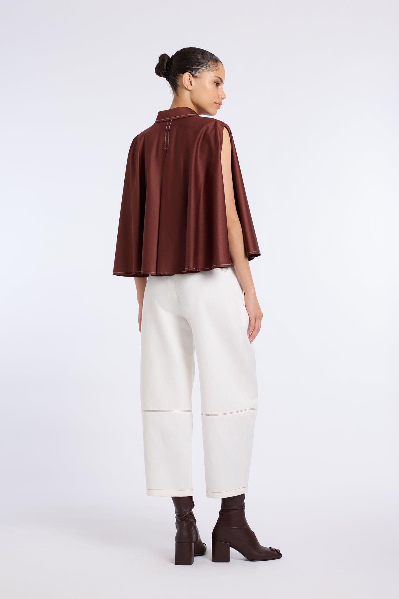 WHITE DENIM CONIC PANTS