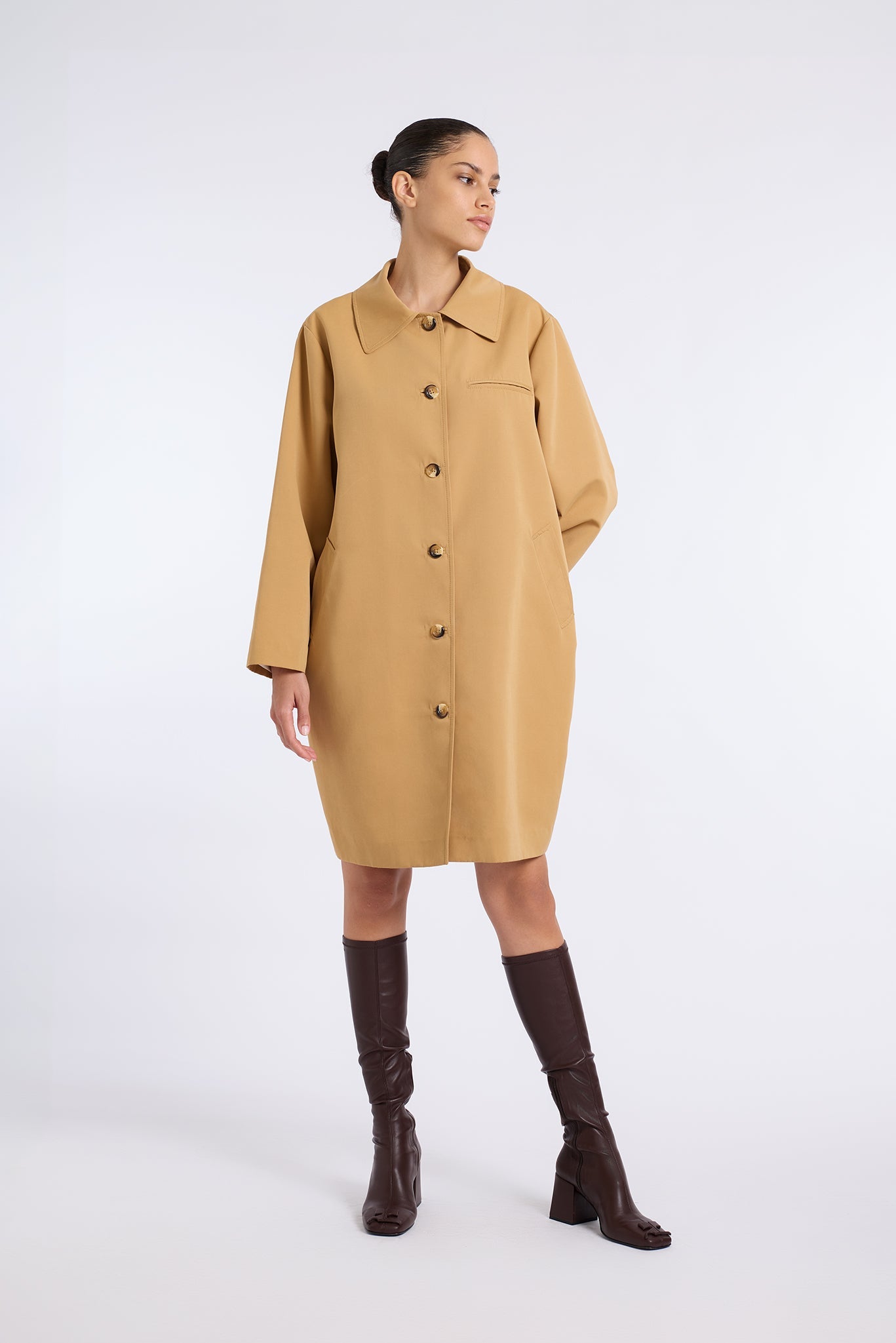 TRENCH COAT WITH FLOWER EMBROIDERY