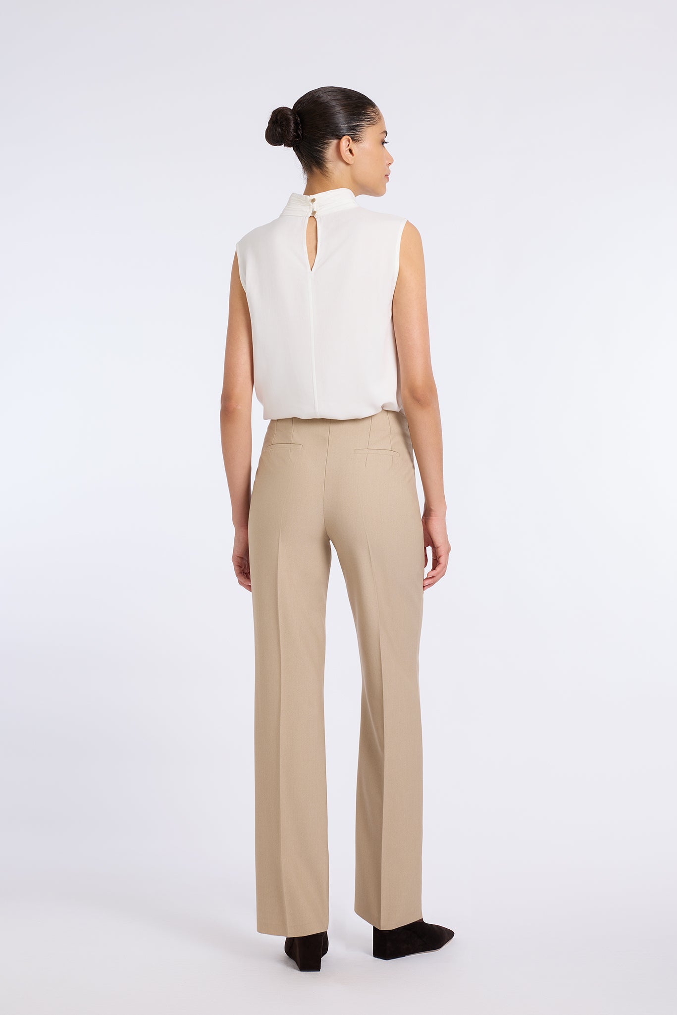 WHITE LALE BLOUSE WITH DRAPED NECKLINE