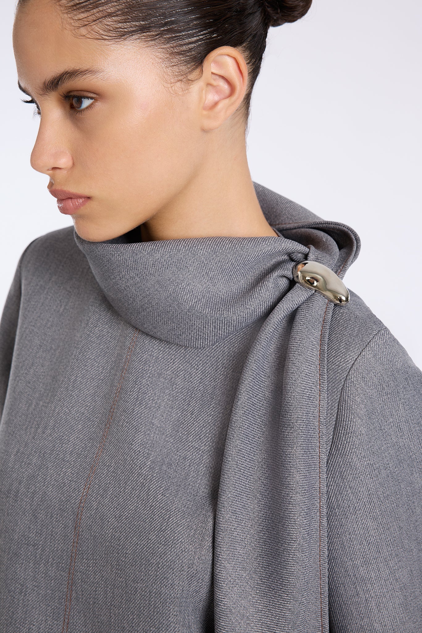 LİLYUM BLOUSE WITH BUCKLE DETAIL