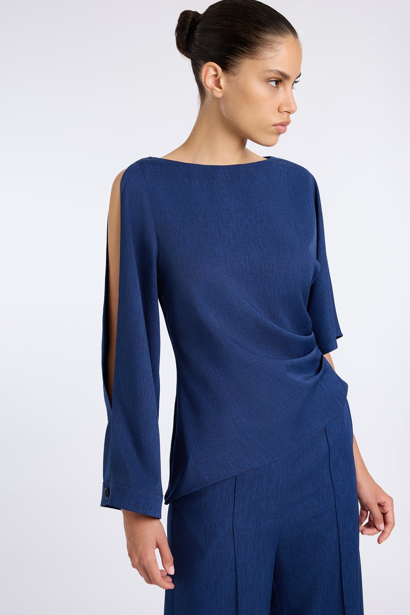 BEGONYA BLOUSE WITH SLEEVE SLIT DETAIL