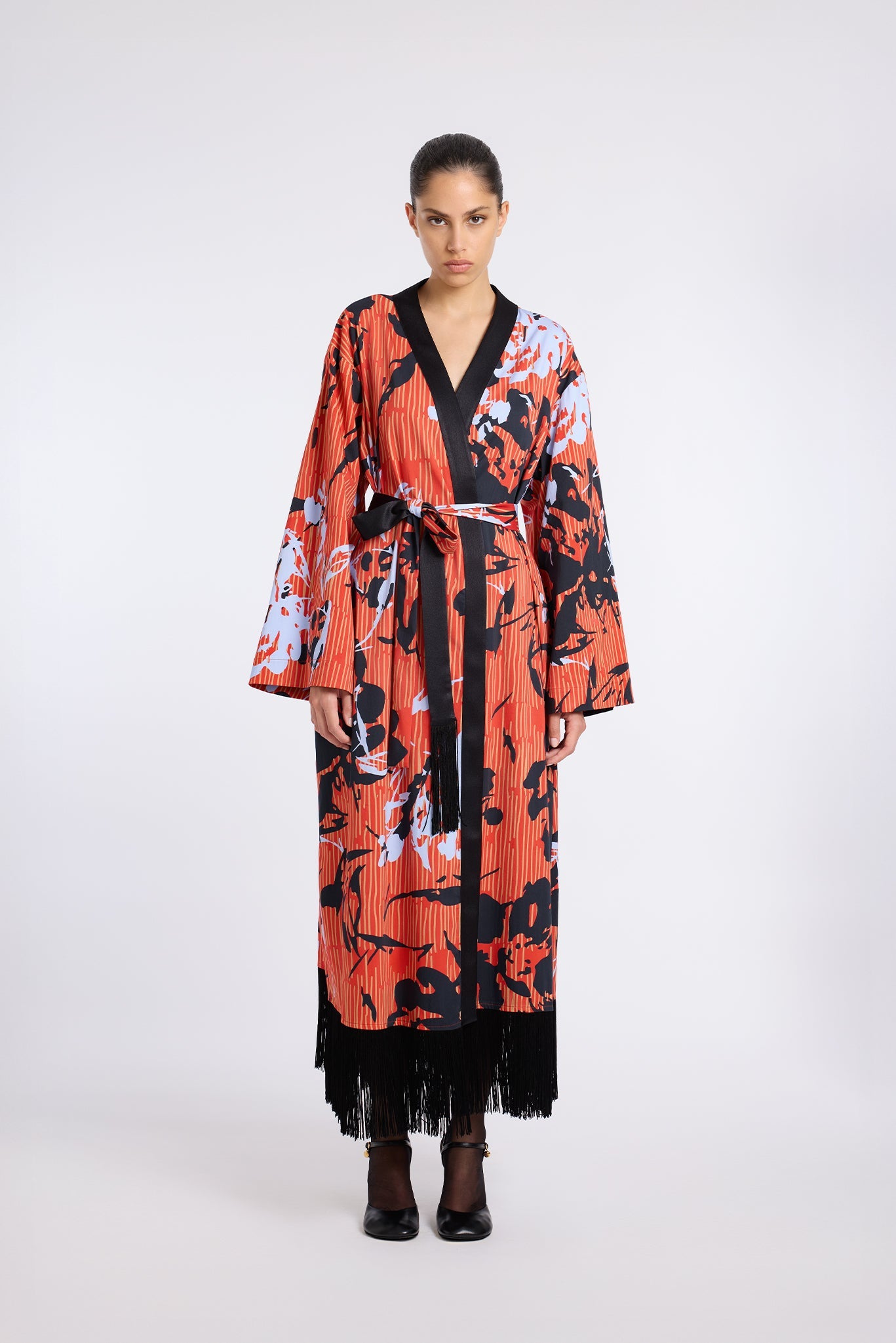 FLORAL FRINGED KIMONO