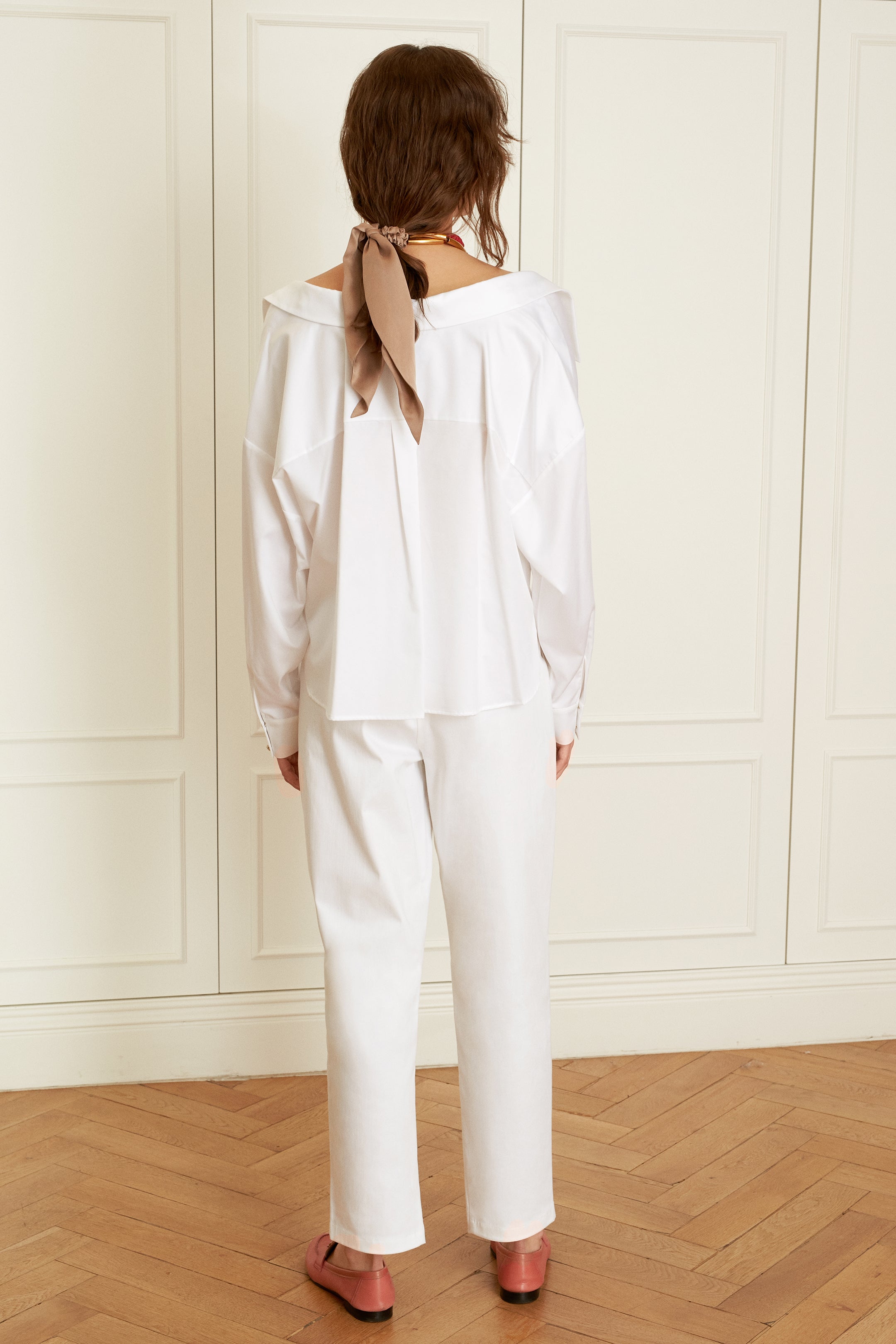 SULE WHITE BLOUSE